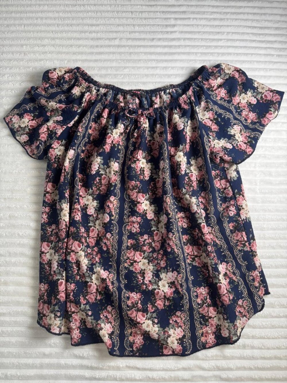 Women’s XL Floral Peasant Boho Blouse Discreet‎